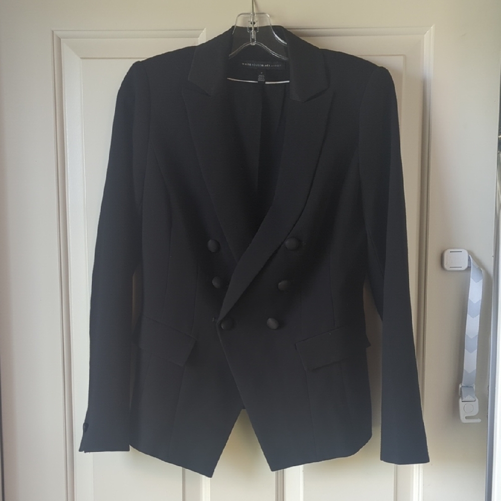 Tuxedo Style Blazer